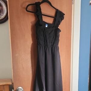 Black Sleeveless Dress